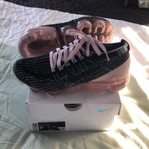 Womens Nike Air Vapormax Flyknit 3